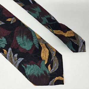 BUCCELLI MADE IN ITALY SILK TIE BLACK GREEN GOLD FLORAL SATIN 3.75" X 60"